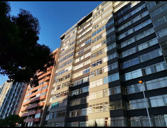 2 BEDROOM FLAT FOR SALE IN SOUTH BEACH